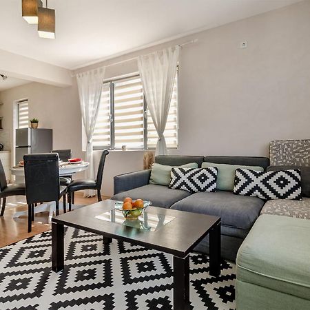 בורגאס Апартаменти Ивайло / Ivaylo Apartments מראה חיצוני תמונה